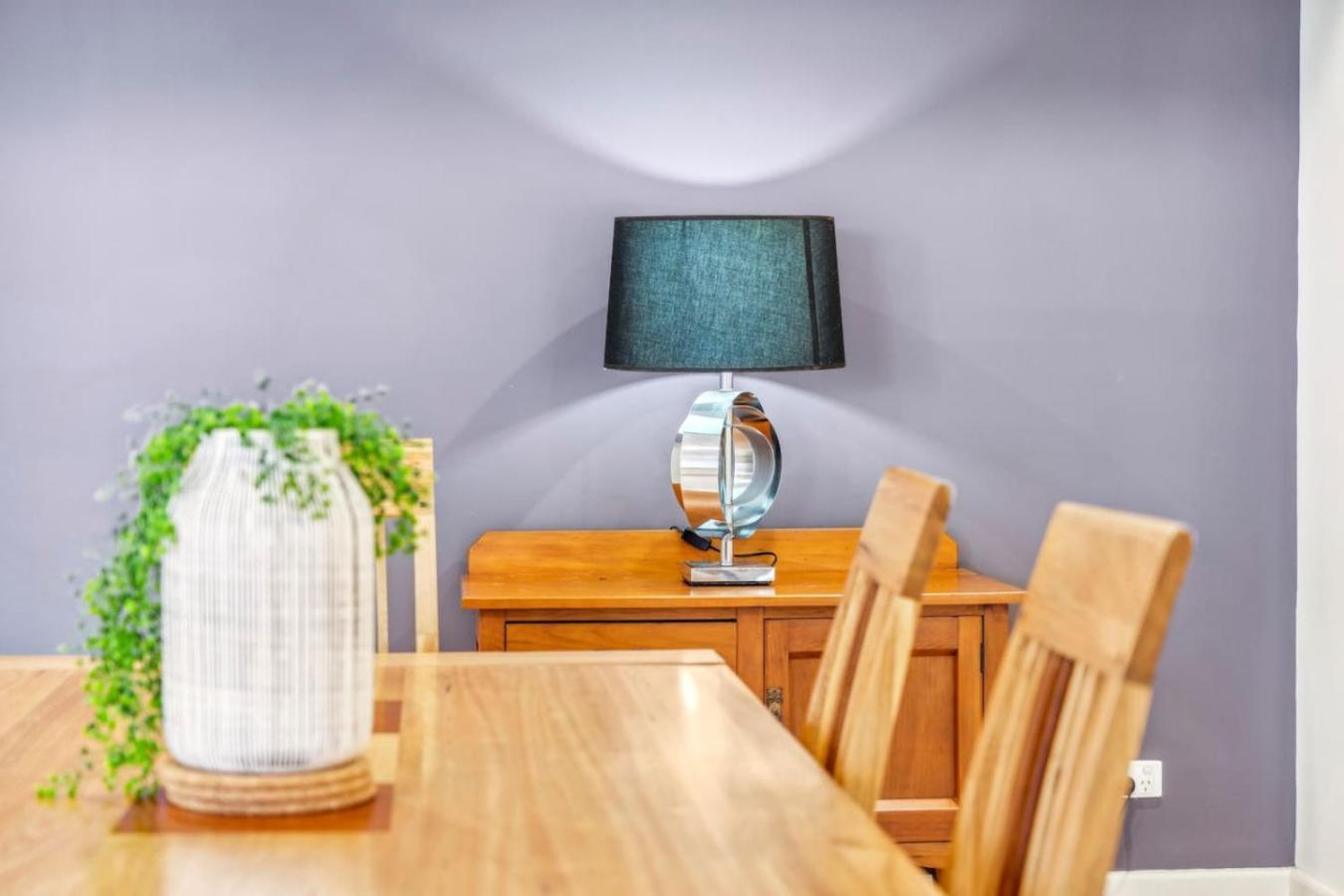Location Style And Amazing Views Apartment