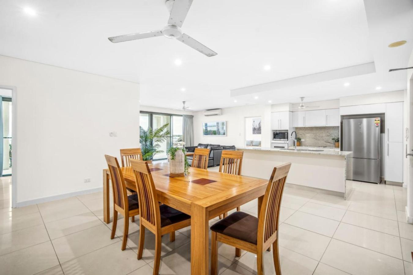 Apartment Location Style And Amazing Views Darwin